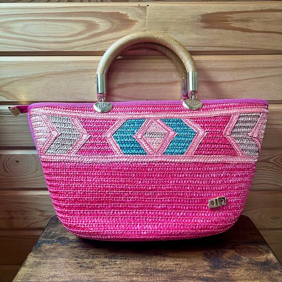 Piergiorgio Handbags - Hot Pink Woven Straw Tote Wood Handles Resort Bag Made in Italy NWOT Piergiorgio